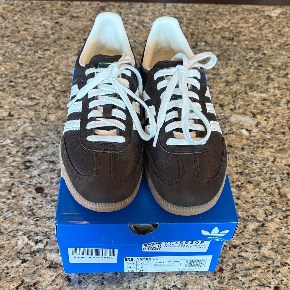 adidas Samba Sneakers in Dark Brown Leather - Women’s Size 7.5, Men’s Size 6.5